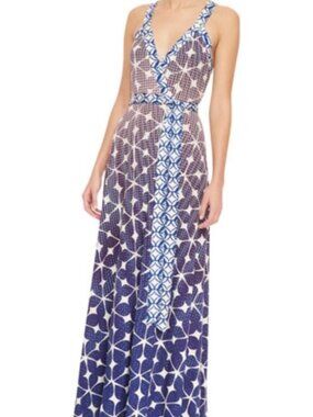 Diane VonFurstenberg maxi wrap dress 100% silk size 8 wedding guest dress